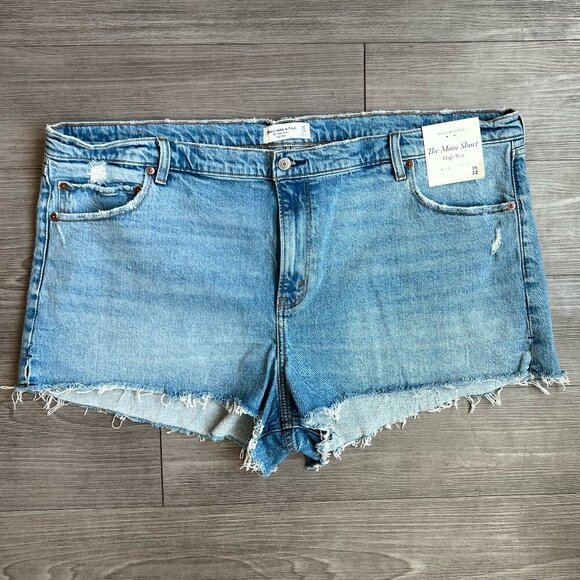 NWT Abercrombie & Fitch The Mom Short High Rise Denim Distressed Cutoffs Size 22 - Picture 1 of 4